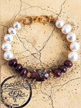 Genuine Rough Ruby 9 Carats And Freshwater Pearl Bracelet